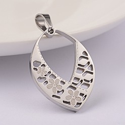 Stainless Steel Color 304 Stainless Steel Filigree Pendants, Textured, Oval with Heart Pattern, Stainless Steel Color, 28.5x21x2mm, Hole: 6x4mm