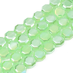 Verde Claro Abalorios de vidrio electrochapa, cuentas de jade de imitación, color de ab chapado, facetados, octágono, verde claro, 7~8x7~8x4 mm, agujero: 1.2 mm, sobre 72 unidades / cadena, 20.47 pulgada (52 cm)