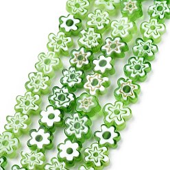 Vert Clair Main millefiori perles de verre brins, fleur, vert clair, 6.4~9x3.2mm, trou: 1mm, environ 56 pcs/chapelet, 15.75'' (40 cm)