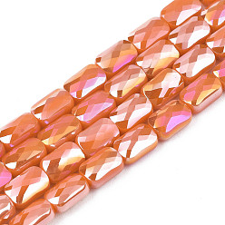 Corail Galvanoplastie opaques couleur unie perles de verre brins, de couleur plaquée ab , facette, rectangle, corail, 7x4x3mm, Trou: 1mm, Environ 79~80 pcs/chapelet, 20.47 pouce (52 cm)
