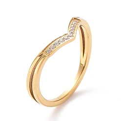 Oro Anillo de dedo de onda de circonita cúbica transparente, chapado de iones (ip) 304 joyas de acero inoxidable para mujer, dorado, tamaño de EE. UU. 7 (17.3 mm)