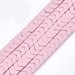 Pink Окрашенного распылением немагнитных синтетических нитей гематита бусы, стрелка / шеврон, розовые, 5.5x6x2 мм, отверстие : 0.7 мм, около 107 шт / нитка, 16.1 дюйм