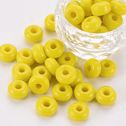 Amarillo Perlas de vidrio opacos, plano y redondo, amarillo, 10x5~6 mm, agujero: 3 mm, sobre 600 unidades / libra