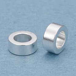 Серебро 304 из нержавеющей стали разделительные бусины, плоско-круглые, серебряные, 5x2 мм, отверстие : 3 мм