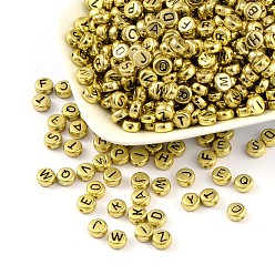 Jaune Perles de lettre de trou horizontal acrylique, mélange de lettres de A à Z, plat rond, jaune, 7x4mm, Trou: 0.5mm