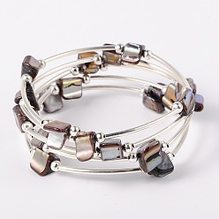 Chameau Perles en coquille enveloppent bracelets, teint, fil à mémoire de bracelet en acier avec des perles de tuyauterie en cuivre et des perles rondes en fer, platine, 59mm, chameau, 59mm