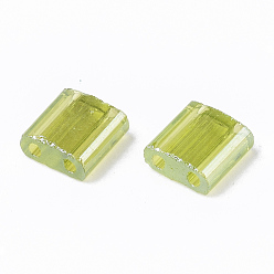 Vert Jaune 2 trous perles de rocaille de verre, lustre de couleurs transparentes, rectangle, vert jaune, 5x4.5~5.5x2~2.5mm, Trou: 0.5~0.8mm