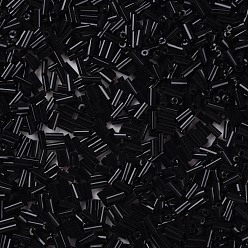 Negro Colores opacos canutillos de cristal, agujero redondo, negro, 3~8x2 mm, agujero: 0.7 mm, aproximadamente 450 g / libra