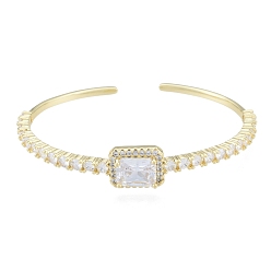 Clair Bracelet manchette ouvert rectangle zircone cubique, bijoux en laiton plaqué or véritable 18k pour femmes, clair, diamètre intérieur: 1-3/4x2-1/4 pouce (4.6x5.6 cm)