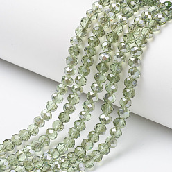 Бледно-Зеленый Гальванизируйте прозрачное стекло бисер нитей, наполовину покрытый, граненые, рондель, бледно-зеленый, 4x3 мм, отверстие : 0.4 мм, около 123~127 шт / нитка, 16.5~16.9 дюйм (42~43 см)