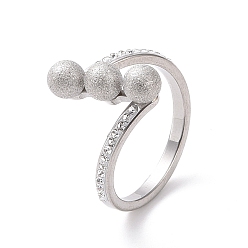 Color de Acero Inoxidable Anillo de dedo de bola redonda triple de diamantes de imitación de cristal, 304 joyas de acero inoxidable para mujer, color acero inoxidable, tamaño de EE. UU. 6~9 (16.5~18.9 mm)