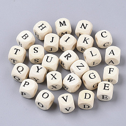 Letter Perles de bois naturel imprimées, trou horizontal, cube avec la lettre initiale, papayawhip, lettres mixtes aléatoires, 10x10x10mm, Trou: 3.5mm, environ1000 pcs / 500 g