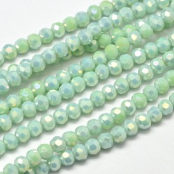 Vert Pâle Plaqué facettes arc-en-pleine ronde verre electroplate brins de perles, vert pale, 4mm, Trou: 1mm, Environ 90~95 pcs/chapelet, 12.8~13.6 pouce (32~34 cm)