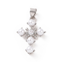 Platino Micro latón allanan colgantes cúbicos del zirconia, con perlas de imitación abs, encanto de la cruz de la religión, Platino, 25x16x5 mm, agujero: 3.5x5 mm