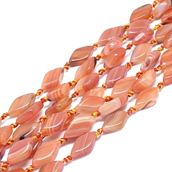 Orange Foncé Agate à bandes naturelles / brins de perles d'agate à rayures, teints et chauffée, losange, orange foncé, 22~25x11~13x5~7mm, Trou: 1.8mm, Environ 16 pcs/chapelet, 16.14 pouce (41 cm)
