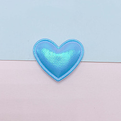 Cielo Azul Oscuro Arco iris iridiscente efecto láser en relieve forma de corazón coser en accesorios de adorno, diy costura artesanía decoración adornos colgantes, cielo azul profundo, 35x30 mm