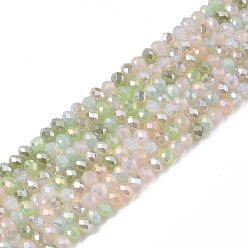 Vert Clair Perles en verre electroplate, de couleur plaquée ab , facette, rondelle, vert clair, 3x2.5mm, Trou: 0.7mm, environ 188~190 pcs/16.93 pouces ~ 17.71 pouces (43~45 cm)
