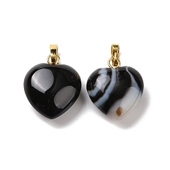 Agate Noire Pendentifs en agate noire naturelles, avec les accessoires en laiton de tonalité d'or, charme coeur, teints et chauffée, 18x15~15.5x6~8mm, Trou: 6x3mm