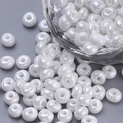 Blanc Cuisson de peinture perles de rocaille en verre, ronde, blanc, 4~4.5x3mm, trou: 1~1.2 mm, environ 4500 pcs / sac, environ 450 g / sac