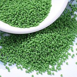 (DB0754) Verde opaco mate Cuentas de miyuki delica, cilindro, granos de la semilla japonés, 11/0, (db 0754) verde opaco mate, 1.3x1.6 mm, agujero: 0.8 mm, sobre 10000 unidades / bolsa, 50 g / bolsa