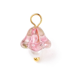 Rosa Caliente Encantos de vidrio electrochapado, con fornituras de latón dorado y cuentas redondas de perlas de vidrio, flor de trompeta, color de rosa caliente, 14x9x9 mm, agujero: 2.5 mm
