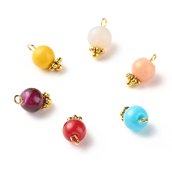 Color mezclado Dijes de perlas de vidrio redondas de imitación de jade, con cuentas espaciadoras de margaritas de aleación de estilo tibetano y pasadores de rótula de latón, dorado, color mezclado, 11x6 mm, agujero: 1.6 mm