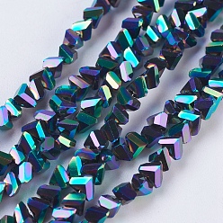 Arco Iris Chapado Abalorios de vidrio electrochapa, lleno chapado, facetados, triángulo, multi-color de chapado, 4.5x5x6 mm, agujero: 1 mm, sobre 100 unidades / cadena, 13.7 pulgada (35 cm)