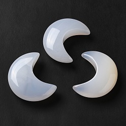 Calcédoine Perles de calcédoine bleue naturelles, pas de trous / non percés, croissant de lune, 39.5~40.5x31~31.5x11~11.5mm