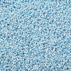 Bleu Clair Perles de rocaille cylindriques, lustre de couleurs opaques, taille uniforme, bleu clair, 2x1.3~1.5mm, Trou: 0.8~1mm, environ 40000 pcs / sachet , 450 g / sac