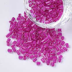 Fucsia 8/0 de dos granos de la semilla de cristal tallado, hexágono, transparente colores dentro del arco iris, fucsia, 2.5~3x2.5 mm, agujero: 0.9 mm, sobre 15000 unidades / bolsa