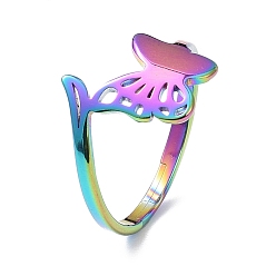Rainbow Color Chapado en iones (ip) 304 anillo ajustable de mariposa hueco de acero inoxidable para mujer, color del arco iris, tamaño de EE. UU. 6 1/2 (16.9 mm)
