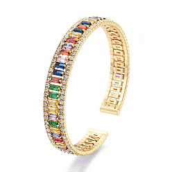 Coloré Bracelet manchette ouvert rectangle zircone cubique, bijoux en laiton doré pour femme, sans nickel, colorées, diamètre intérieur: 2-3/8 pouce (5.9 cm)