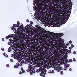 Púrpura Perlas de cilindro de vidrio, granos de la semilla, pintura para hornear, agujero redondo, púrpura, 1.5~2x1~2 mm, agujero: 0.8 mm, sobre 8000 unidades / bolsa, sobre 85~95 g / bolsa