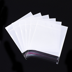 Blanc Sacs de cellophane de film de perle, matériel opp, scellage auto-adhésif, avec trou de suspension, rectangle, blanc, 15~15.5x10 cm, épaisseur unilatérale: 0.045 mm, mesure intérieure: 10~10.5x10 cm