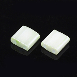 Vert Jaune 2 - perles de rocaille en verre opaque, lustered, teint, rectangle, vert jaune, 5x4.5~5.5x2~2.5mm, Trou: 0.5~0.8mm