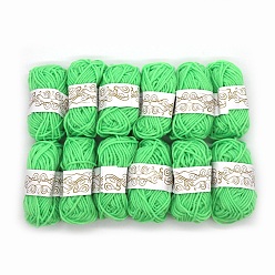 Vert Printemps Moyen 12 écheveaux de fil à tricoter en polyester, fil artisanal pour enfants, châle écharpe poupée crochet fournitures, vert printemps moyen, 2mm, environ 21.87 yards (20m)/écheveau
