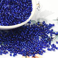 Azul Medio Abalorios de la semilla de cristal, plata forrada, cilindro, azul medio, 2x1.5 mm, agujero: 1.4 mm, sobre 50398 unidades / libra