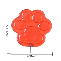 Rouge Enfile-aiguilles en plastique en forme de griffe de chat, outils de guide-fil, avec crochet en fer nickelé, rouge, 3.36x3.1 cm