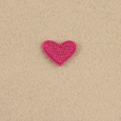 Rosa Oscura Tela de bordado computarizada para planchar / coser parches, accesorios de vestuario, apliques, corazón, de color rosa oscuro, 19.5x26 mm