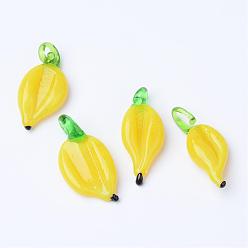 Jaune Pendentifs au chalumeau faits à la main, banane, jaune, 25~35x9~15x4.5~6mm, Trou: 2~5mm