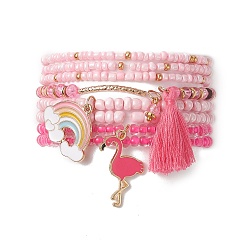 Flamingo Shape 8 pcs 8 styles ensemble de bracelets extensibles en perles de verre, breloques en alliage d'émail et de pampilles en coton bracelets empilables pour femmes, rose, motif flamant, diamètre intérieur: 2-3/8 pouce (6 cm), arc en ciel: 25x21.5x1.5mm, 1 pc / style