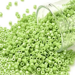 Jaune Vert Perles de rocaille cylindriques, lustre de couleurs opaques, taille uniforme, jaune vert, 2x1.5mm, Trou: 0.8mm, environ 40000 pcs / sachet , environ 450 g /sachet 