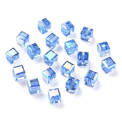 Dodger Azul Electroplate cuentas de vidrio transparentes, cubo facetas, arco iris chapado, azul dodger, 6x6x6 mm, agujero: 1.8 mm