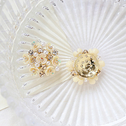 Vara de Oro Pálido Cabuchones de resina, perlas de racimo, con diamantes de imitación de cristal y engastes de disco perforado de aleación chapada en oro, flor, vara de oro pálido, 22 mm