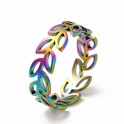 Rainbow Color Ионное покрытие (ip) 304 кольцо из нержавеющей стали с полыми листовыми ветвями для женщин, Радуга цветов, размер США 6 1/4 (16.7 мм)