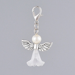Blanco Colgantes de acrílico, con cuentas de perlas de vidrio, Cierres de garra de langosta chapados en platino y perlas de aleación chapadas en plata antigua, ángel, blanco, 40 mm