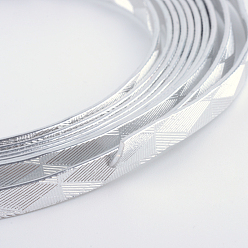 Plata Alambre de aluminio texturizado, alambre artesanal de metal flexible, alambre artesanal plano, alambre de tira de bisel para la fabricación de joyas de cabujones, plata, 5x1 mm, aproximadamente 6.56 pies (2 m) / rollo