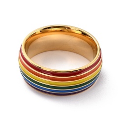 Oro Anillo de dedo del orgullo del arco iris, Anillo de dedo de acero de titanio plano ranurado a rayas para mujer, dorado, tamaño de EE. UU. 7 (17.3 mm)