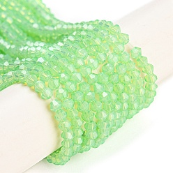 Césped Verde Hebras de perlas de vidrio transparentes pintadas para hornear, imitación opalite, facetados, bicono, verde césped, 3.5x2.5 mm, agujero: 0.7 mm, sobre 135 unidades / cadena, 16.85 pulgada (42.8 cm)