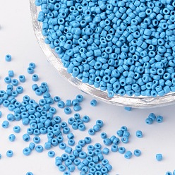 Dodger Azul Hornear bolas de semillas de vidrio de pintura, azul dodger, 6/0, 4~5x3~4 mm, agujero: 1~2 mm, Sobre 450 unidades / 50 g, 50 g / bolsa, 18bolsas/2libra